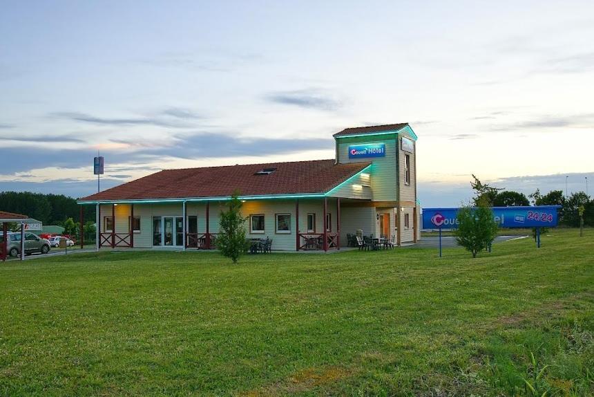 Couett'Hotel Oloron Sainte Marie Экстерьер фото