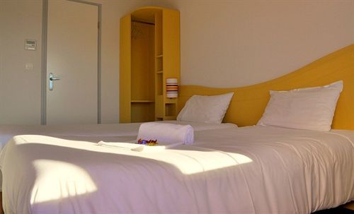 Couett'Hotel Oloron Sainte Marie Экстерьер фото